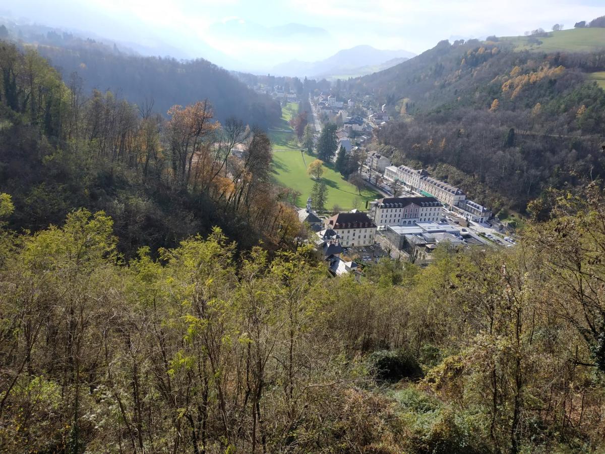 Appartement Chateau Uriage-Chamrousse Saint-Martin-dʼUriage Exteriér fotografie