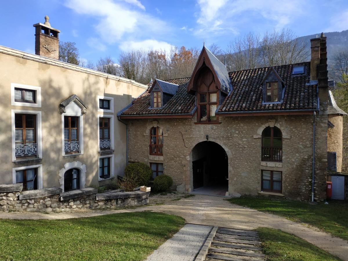 Appartement Chateau Uriage-Chamrousse Saint-Martin-dʼUriage Exteriér fotografie